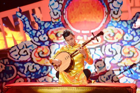 Tuyên bố bất ngờ của Việt Hương về nữ hoàng wushu Thúy Hiền - Ảnh 3 Tuyen bo bat ngo cua Viet Huong ve nu hoang wushu Thuy Hien - Anh 3