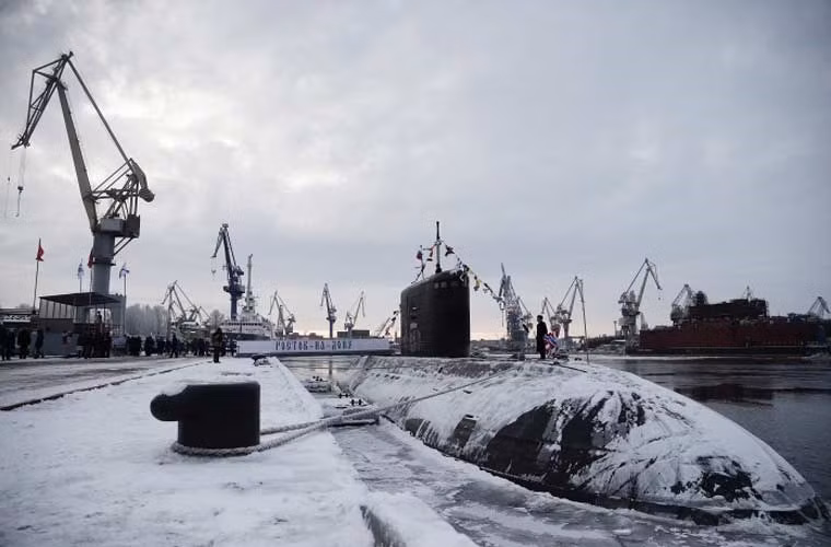 Thêm tàu ngầm Kilo chính thức gia nhập Hạm đội Biển Đen ảnh 5