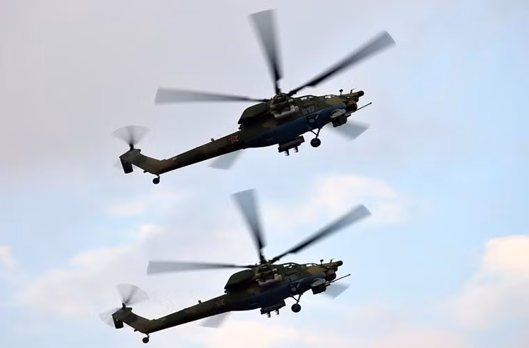 Không quân Nga phô diễn sức mạnh tại Crimea, Ukraine ảnh 5