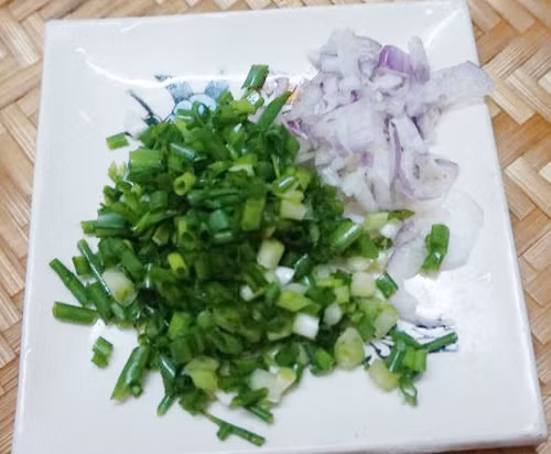 Bắp xào tép hành vừa ngon lại dễ làm ảnh 2 Bắp xào tép hành vừa ngon lại dễ làm - 3