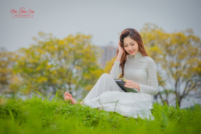 Hot girl Văn hóa Nghệ thuật Quân đội tinh khôi trong bộ ảnh áo dài