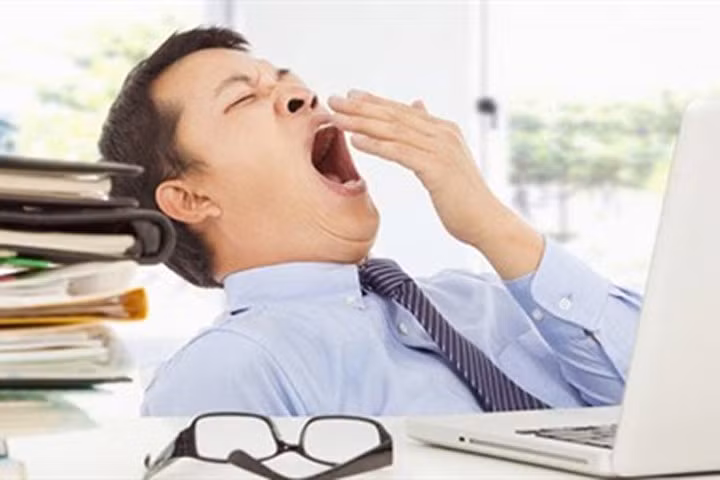 Ngáp nhiều để thức khuya dậy sớm không mệt mỏi!