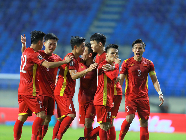 Đội tuyển bóng đá Việt Nam đã có chiến thắng giòn giã với tỷ số 4-0 trước Indonesia.