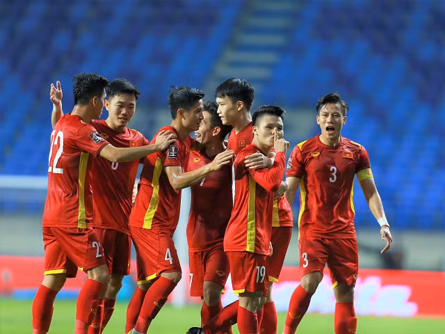 Đội tuyển bóng đá Việt Nam đã có chiến thắng giòn giã với tỷ số 4-0 trước Indonesia.