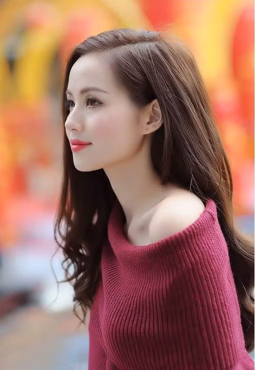 Năm 2014, Tâm Tít vướng phải scandal tình cảm với Thế Bảo (anh trai Bảo Thy). Đầu năm 2015, Tâm Tít lên xe hoa cùng một thiếu gia người Hà Nội, tạm gác lại công việc để chờ đón đứa con đầu lòng. 