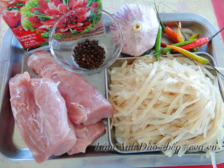 Cách làm nem chua ngon bất bại ai cũng thích mê - Ảnh 2 Cach lam nem chua ngon bat bai ai cung thich me - Anh 2