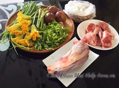 Xi xup lau bap bo chanh leo nong hoi don gio mua ve - Anh 1