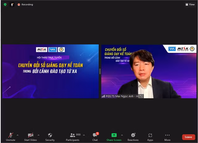 PGS.TS Mai Ngọc Anh thu hút với chia sẻ thực tế từ cuộc thi của Học viện Tài chính.