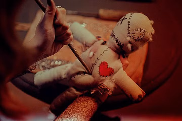 Đức Phật dạy cách hóa giải "bùa ngải" hữu hiệu nhất