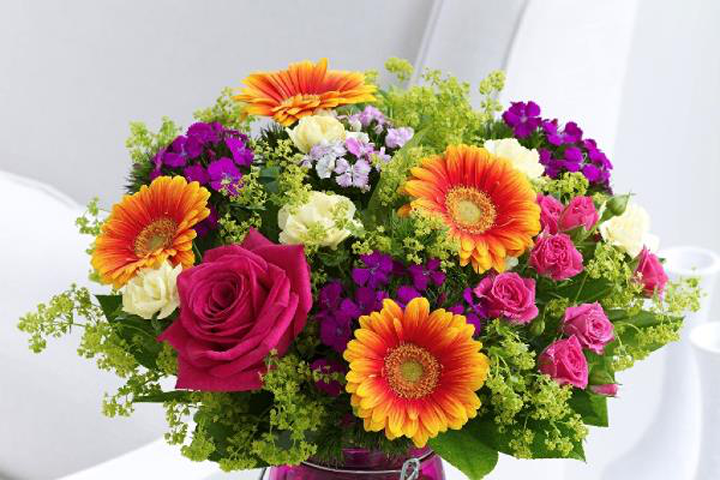 Bí quyết hoa để 7 ngày vẫn tươi như mới hái