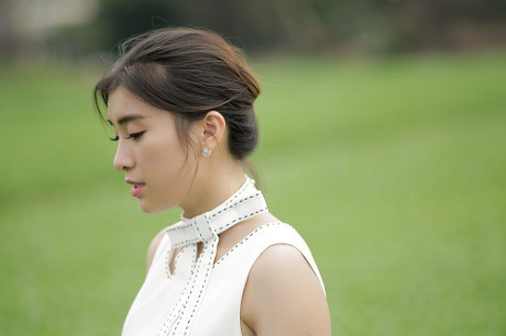 Tiêu Châu Như Quỳnh khóc hết nước mắt khi quay MV mới - Ảnh 1 Tieu Chau Nhu Quynh khoc het nuoc mat khi quay MV moi - Anh 1