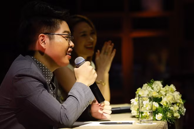Sau The Voice kết thúc, Đức Phúc thuộc quyền quản lý của công ty Cát Tiên Sa. Tuy nhiên sau khi trao đổi, phía công ty của Mỹ Tâm được chấp thuận và tạo điều kiện để quản lý quán quân mùa giải thứ 3. Sau The Voice kết thúc, Đức Phúc thuộc quyền quản lý của công ty Cát Tiên Sa. Tuy nhiên sau khi trao đổi, phía công ty của Mỹ Tâm được chấp thuận và tạo điều kiện để quản lý quán quân mùa giải thứ 3.