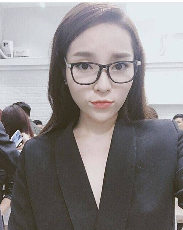 Hoa hậu Kỳ Duyên lộ ảnh gầy đáng báo động ảnh 6 Hoa hậu Kỳ Duyên lộ ảnh gầy đáng báo động ảnh 6