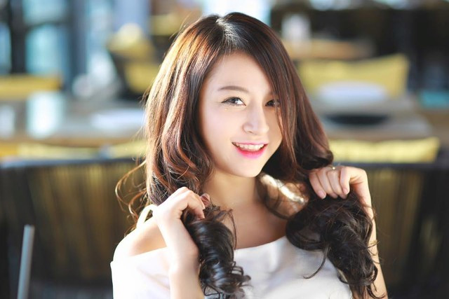 Hot girl mẫu ảnh kiếm thu nhập nhờ thay 60 bộ quần áo/ngày ảnh 4 Mới đây, Ngọc Anh vừa tham gia diễn xuất, vừa trở lại làm người mẫu ảnh cho nhiều shop thời trang.