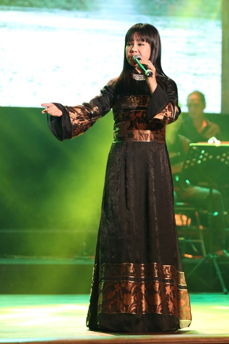 Khánh Ly, Hồng Nhung, Ánh Tuyết cùng hát tưởng nhớ Trịnh Công Sơn - Ảnh 5