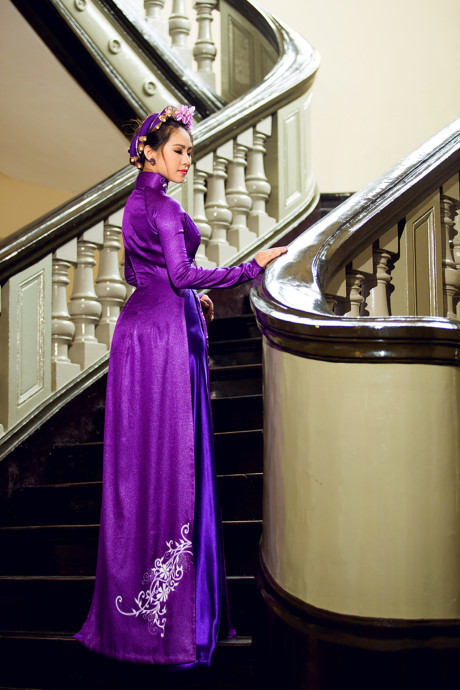 Lương Bích Hữu duyên dáng trong tà áo dài - Ảnh 3 Luong Bich Huu duyen dang trong ta ao dai - Anh 3