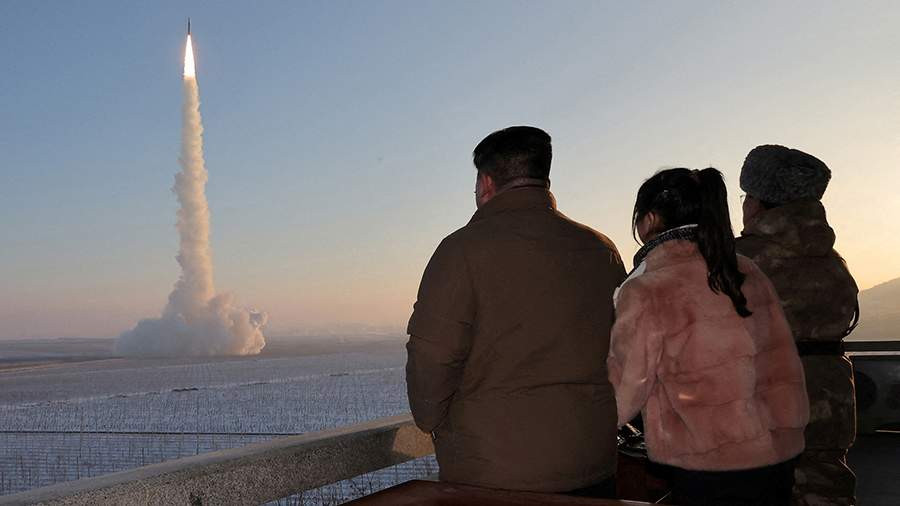 (Ảnh: Reuters/KCNA)