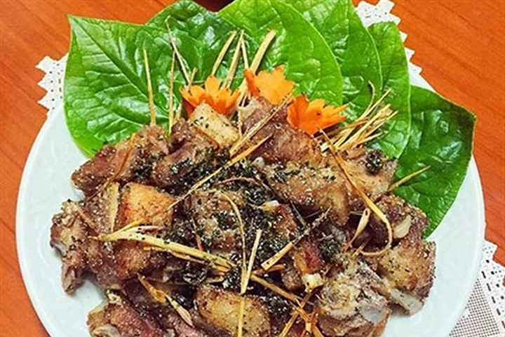 Sườn rang muối giòn tan cho cả nhà