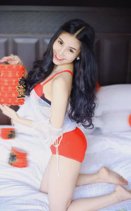 Ngam dan my nu xinh dep, quyen ru cua 