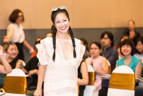 Ca sĩ Hồng Nhung: Ca si Hong Nhung: