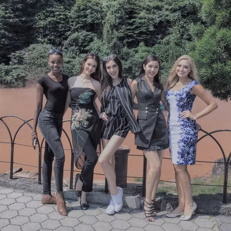 A hau Thuy Van khong kim duoc long truoc am thuc Nhat Ban - Anh 4