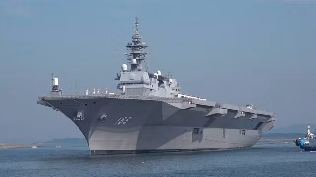 Mẫu hạm JS Izumo của Nhật Bản
