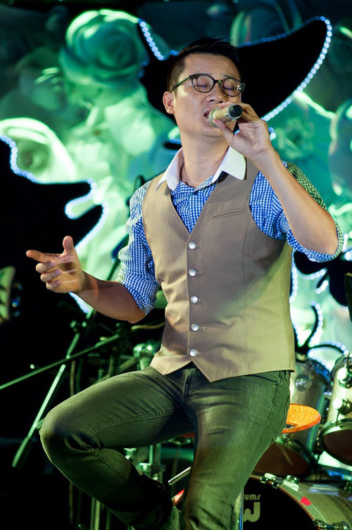 Lều Phương Anh lộ bụng to bất thường ảnh 12 12-JPG-6496-1431478542.jpg