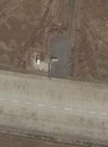 Ảnh vệ tinh cho thấy hình ảnh máy bay quân sự Iran ở căn cứ không quân Hama, Syria Ảnh vệ tinh cho thấy hình ảnh máy bay quân sự Iran ở căn cứ không quân Hama, Syria