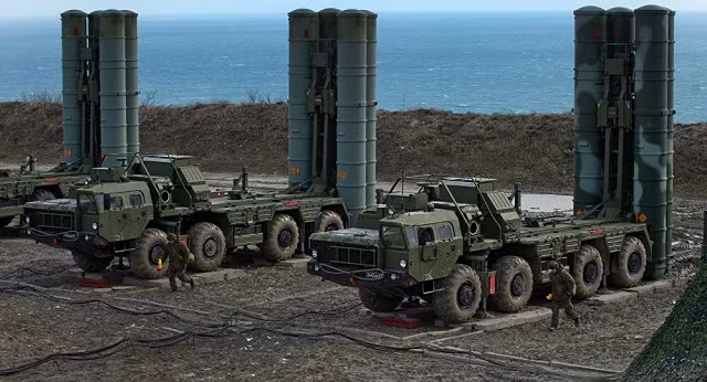 Hệ thống phòng không S-400