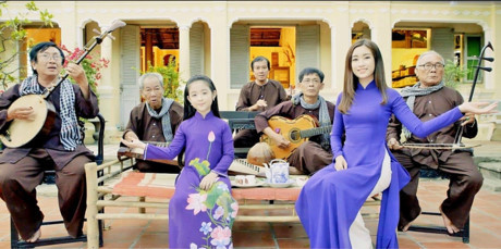 My Linh khoe thanh - sac trong MV 