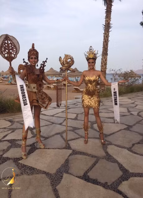 Nguyen Thi Thanh lot top 3 voi trang phuc tai che tai Miss Eco International - Anh 2