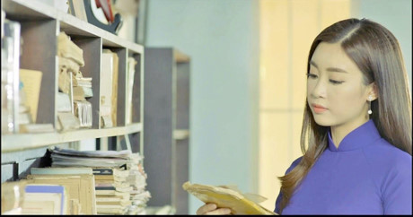 My Linh khoe thanh - sac trong MV 