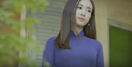 My Linh khoe thanh - sac trong MV 