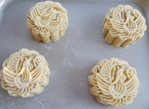 Bánh Trung thu nhân mứt khô trứng muối - 13