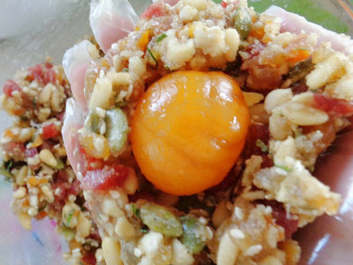 Bánh Trung thu nhân mứt khô trứng muối - 7