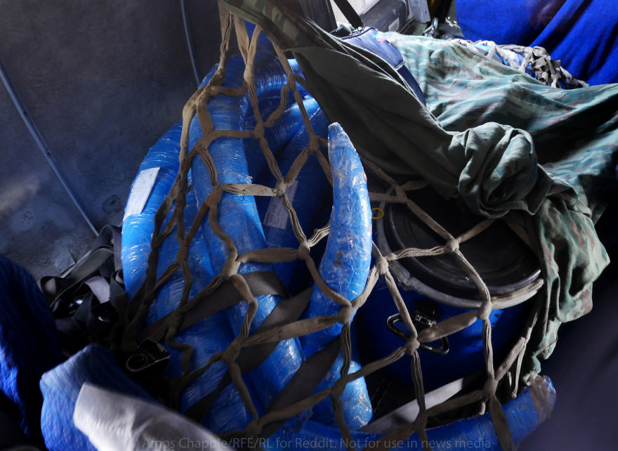 Ngà voi được bọc kín trước khi mang đi bán