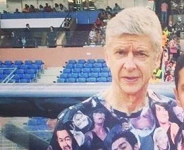 “Giáo sư” Wenger... hồi teen, fan sốc nặng