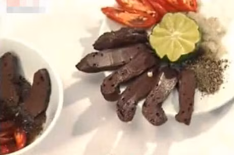 Meo pha nuoc cham ga luoc chuan truyen thong nhat - Anh 1