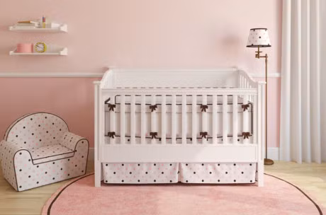 Nhung san pham nguy hiem cho tre dang duoc dung pho bien o Viet Nam - Anh 1