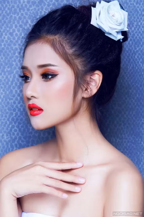 Ngam Hoang Yen Chibi xinh dep khac thuong voi kieu trang diem tong cam - Anh 8