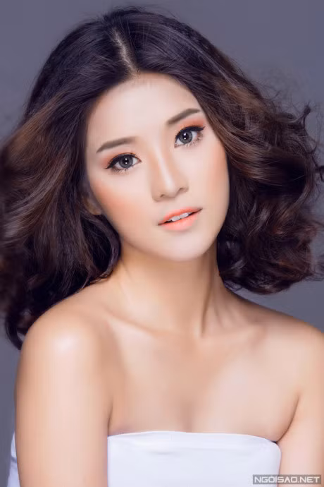 Ngam Hoang Yen Chibi xinh dep khac thuong voi kieu trang diem tong cam - Anh 1