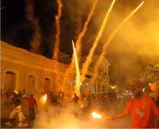 Hiện trường vụ nổ pháo hoa ở Cuba (Ảnh: Getty Image)