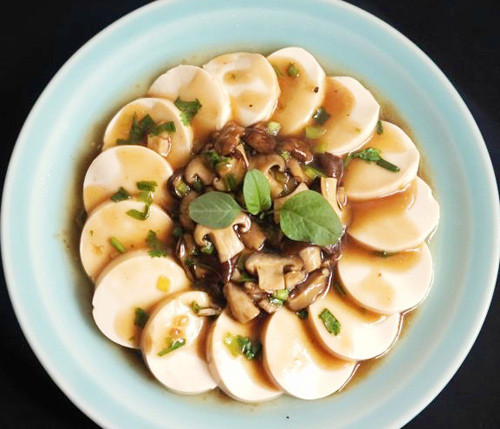 Đậu hũ non sốt nấm đông cô chay chuẩn bị đón Rằm ảnh 8 Đậu hũ non sốt nấm đông cô chay chuẩn bị đón Rằm - 9