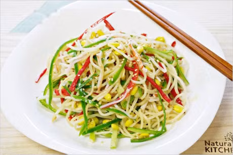 Giu dang giam can voi 3 cong thuc salad don gian ma ngon - Anh 4