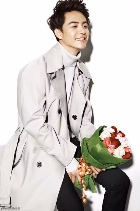 Phim ve huyen thoai vo thuat Ly Tieu Long dinh nghi an phan biet chung toc - Anh 5