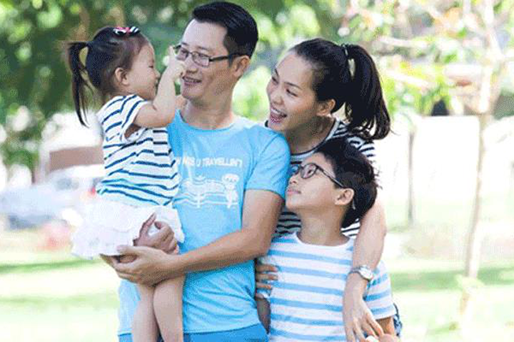 Ca sĩ Hoàng Bách: Nguyên tắc vàng phải nhớ để con không bị lạm dụng tình dục