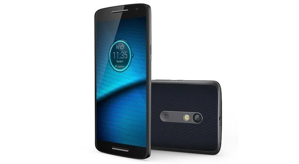 Smartphone “quái vật” của Motorola ra mắt