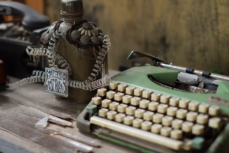 Độc đáo quán càphê “phong cách” chiến tranh ở cố đô Huế ảnh 15