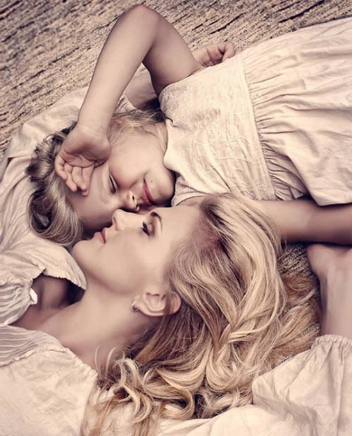 Những hình ảnh tuyệt đẹp của mẹ và con gái ảnh 4 Những hình ảnh tuyệt đẹp của mẹ và con gái ảnh 4