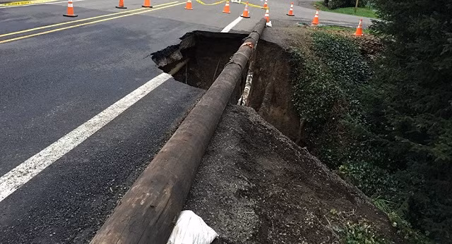 Kinh hoàng hố địa ngục “nuốt chửng” 4 người ở Trung Quốc